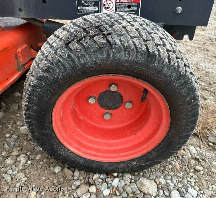 image for item LK9627 Kubota BX2370  MFWD tractor