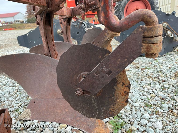 image for item LK9630 Three bottom plow