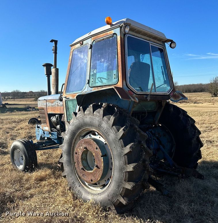 image for item LK9638 1979 Ford 7700  tractor