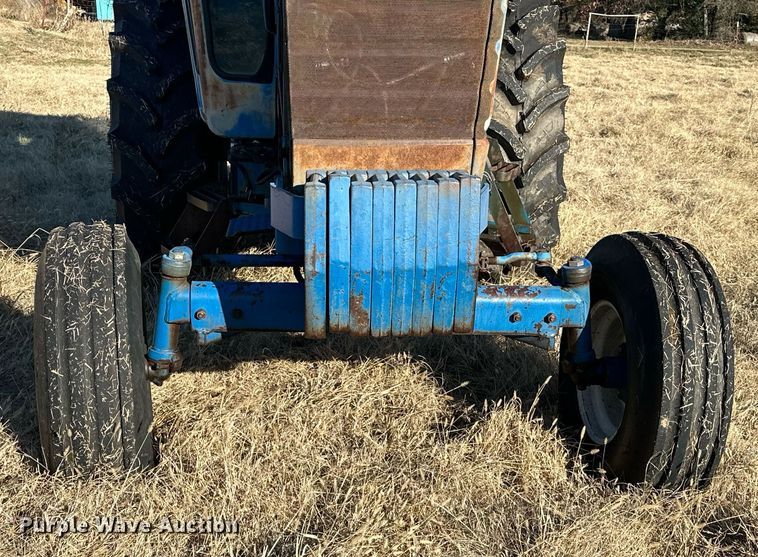 image for item LK9638 1979 Ford 7700  tractor