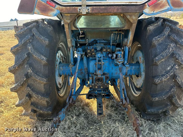 image for item LK9638 1979 Ford 7700  tractor