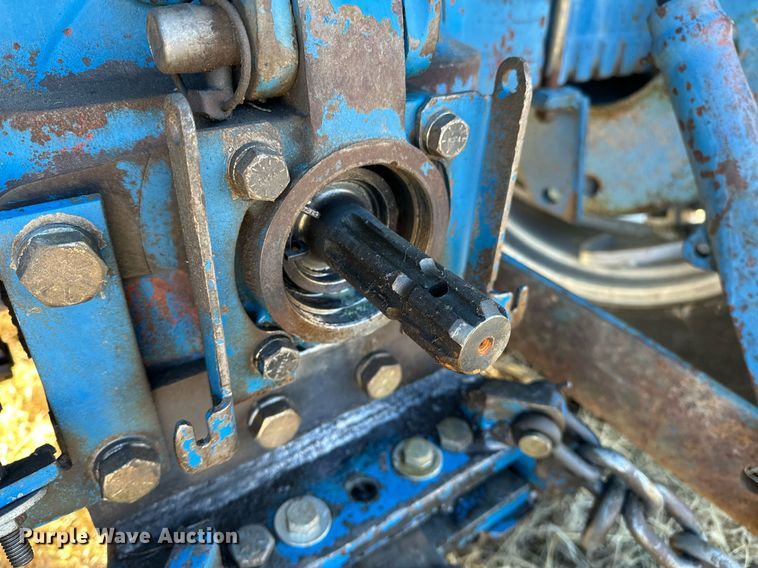 image for item LK9638 1979 Ford 7700  tractor