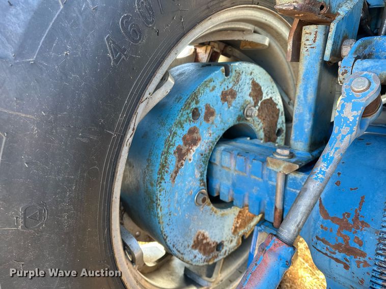 image for item LK9638 1979 Ford 7700  tractor