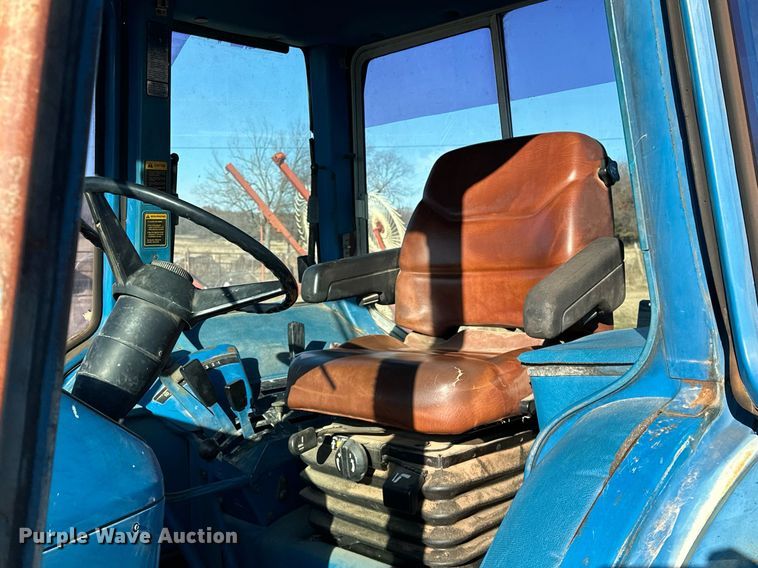 image for item LK9638 1979 Ford 7700  tractor