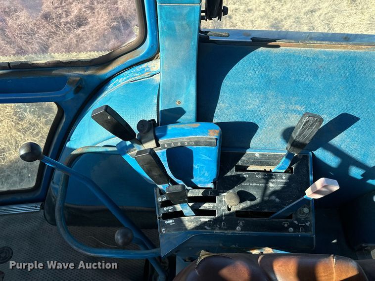 image for item LK9638 1979 Ford 7700  tractor