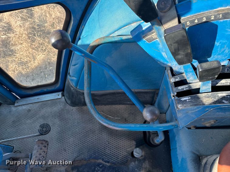 image for item LK9638 1979 Ford 7700  tractor