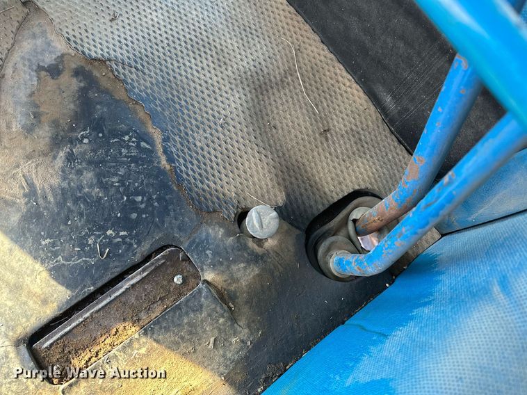 image for item LK9638 1979 Ford 7700  tractor