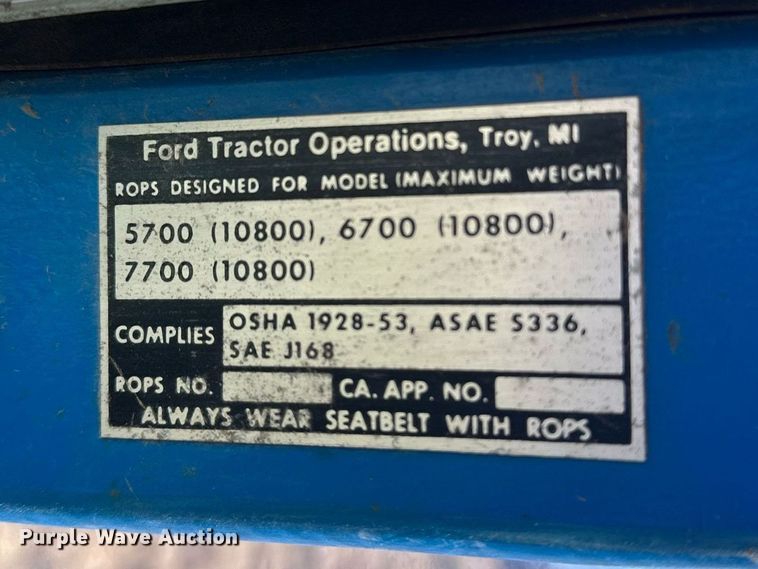 image for item LK9638 1979 Ford 7700  tractor