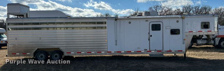 image for item LK9658 2015 Exiss STC837LQ  horse trailer