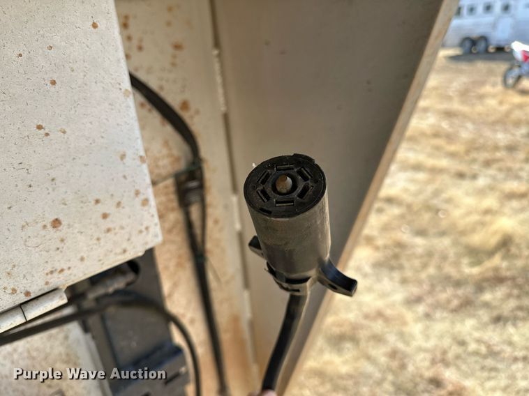 image for item LK9658 2015 Exiss STC837LQ  horse trailer