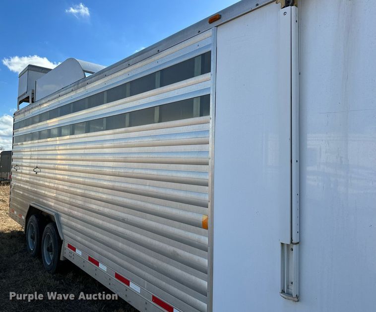 image for item LK9658 2015 Exiss STC837LQ  horse trailer
