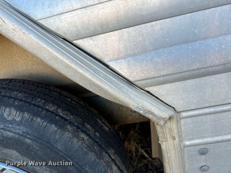 image for item LK9658 2015 Exiss STC837LQ  horse trailer