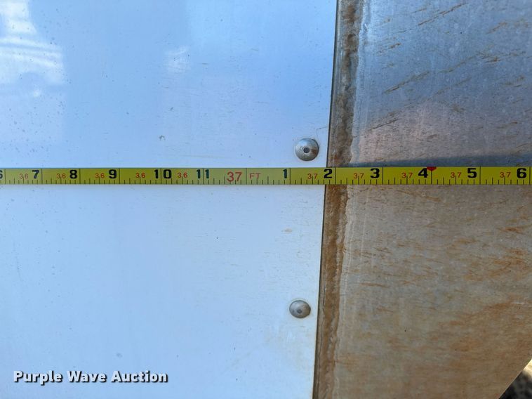 image for item LK9658 2015 Exiss STC837LQ  horse trailer