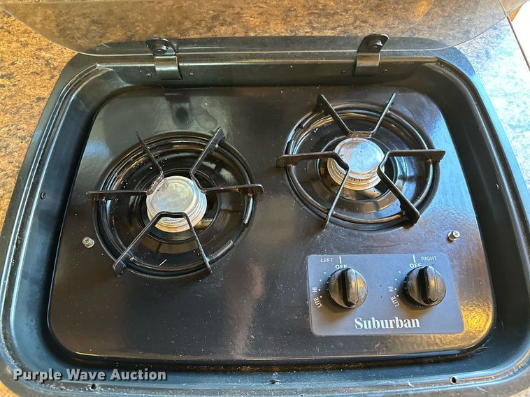 image for item LK9658 2015 Exiss STC837LQ  horse trailer