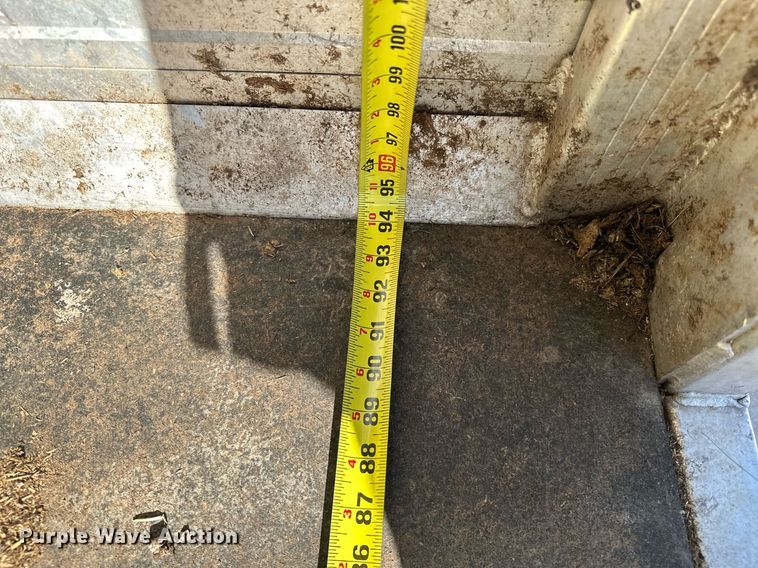 image for item LK9658 2015 Exiss STC837LQ  horse trailer