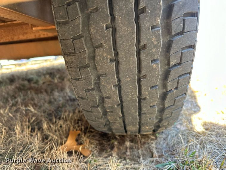 image for item LK9662 2017 Titan Lo-Pro  livestock trailer