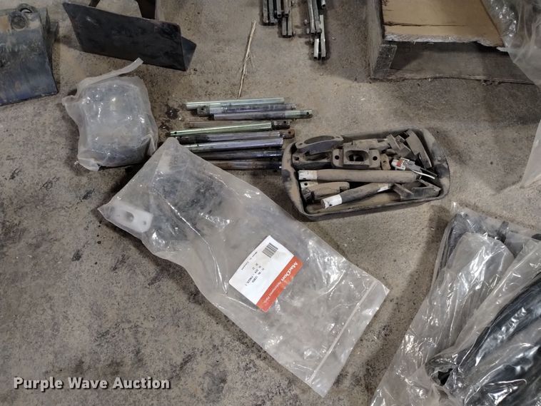 image for item LN9894 MacDon 973 header parts