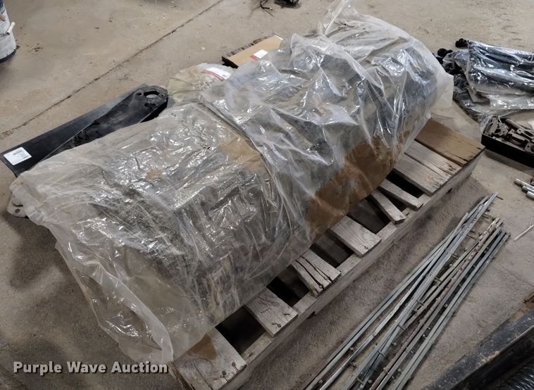 image for item LN9894 MacDon 973 header parts