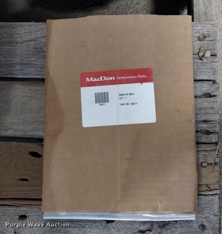 image for item LN9894 MacDon 973 header parts