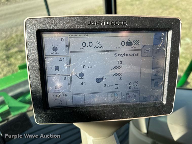 image for item LO9384 2013 John Deere S680S STS  combine