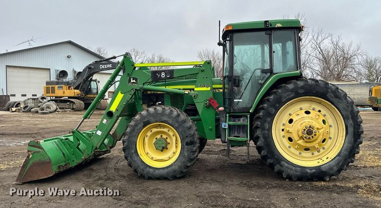 image for item LO9401 2002 John Deere 7410  MFWD tractor