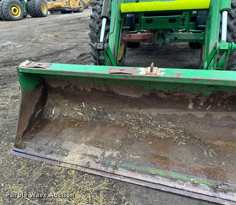 image for item LO9401 2002 John Deere 7410  MFWD tractor