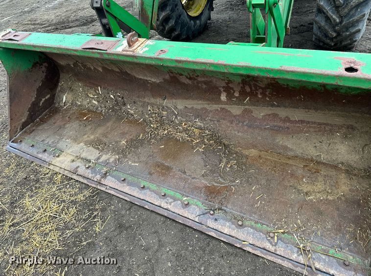 image for item LO9401 2002 John Deere 7410  MFWD tractor