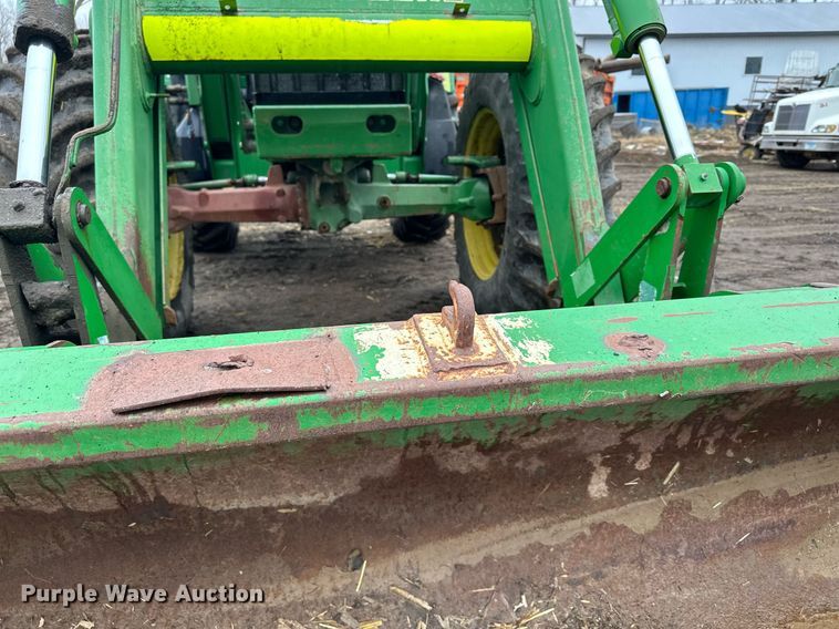 image for item LO9401 2002 John Deere 7410  MFWD tractor