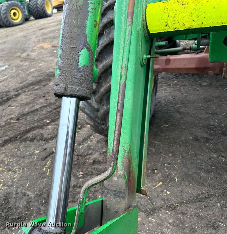 image for item LO9401 2002 John Deere 7410  MFWD tractor