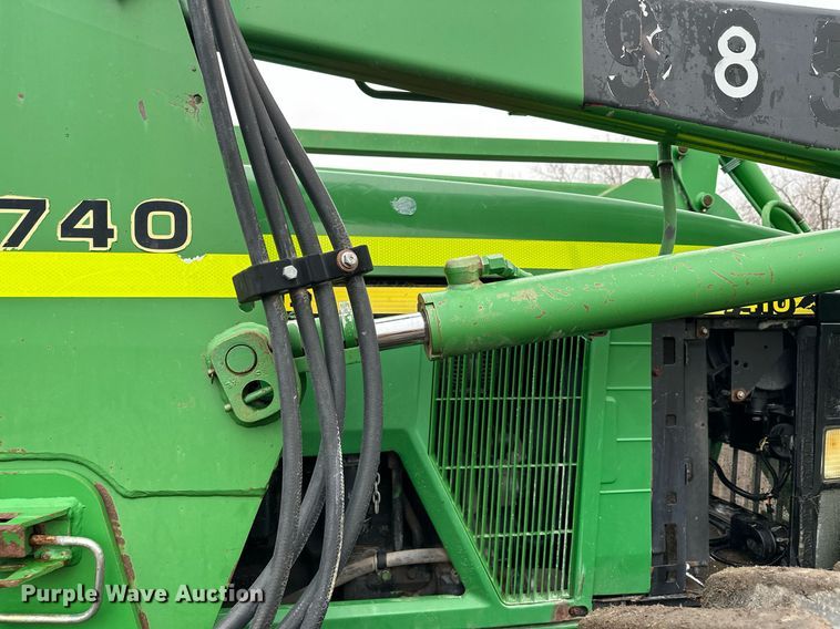 image for item LO9401 2002 John Deere 7410  MFWD tractor