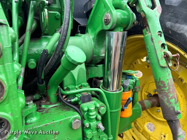 image for item LO9401 2002 John Deere 7410  MFWD tractor