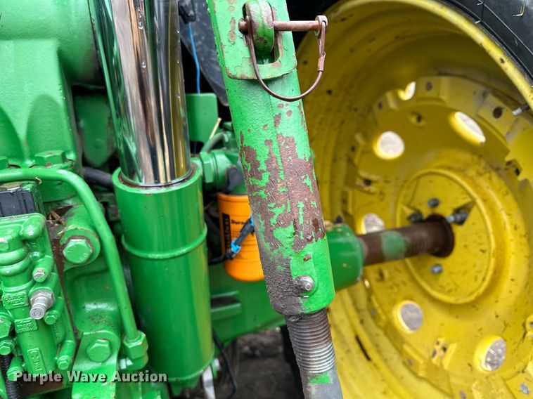 image for item LO9401 2002 John Deere 7410  MFWD tractor