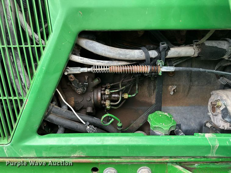 image for item LO9401 2002 John Deere 7410  MFWD tractor