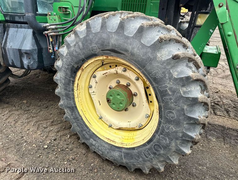 image for item LO9401 2002 John Deere 7410  MFWD tractor
