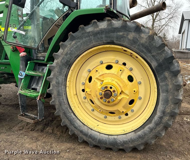 image for item LO9401 2002 John Deere 7410  MFWD tractor