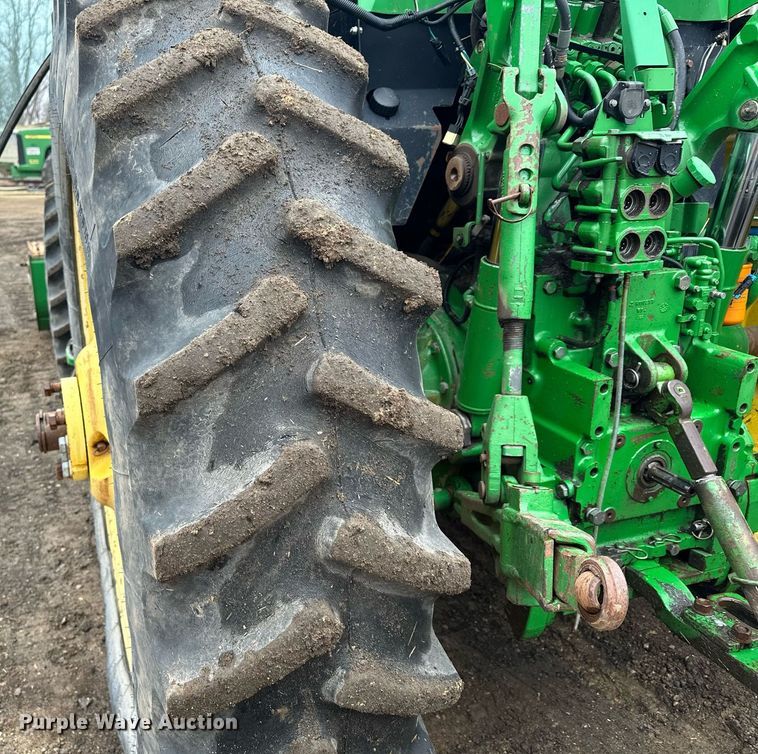 image for item LO9401 2002 John Deere 7410  MFWD tractor