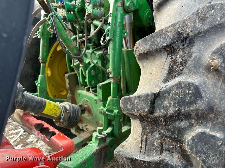 image for item LO9416 2011 John Deere 7330 Premium  MFWD tractor