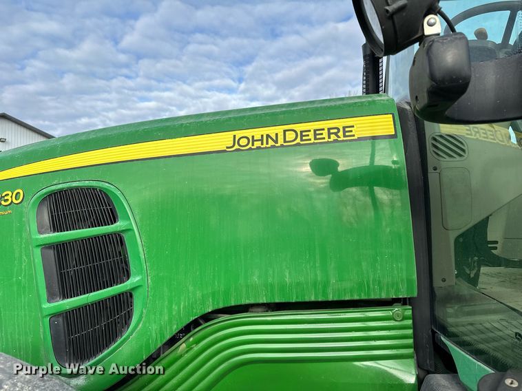 image for item LO9416 2011 John Deere 7330 Premium  MFWD tractor