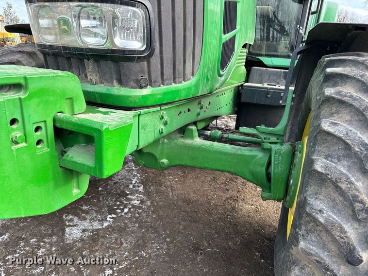 image for item LO9416 2011 John Deere 7330 Premium  MFWD tractor