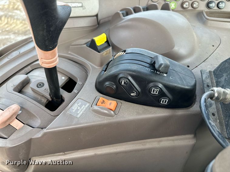 image for item LO9416 2011 John Deere 7330 Premium  MFWD tractor