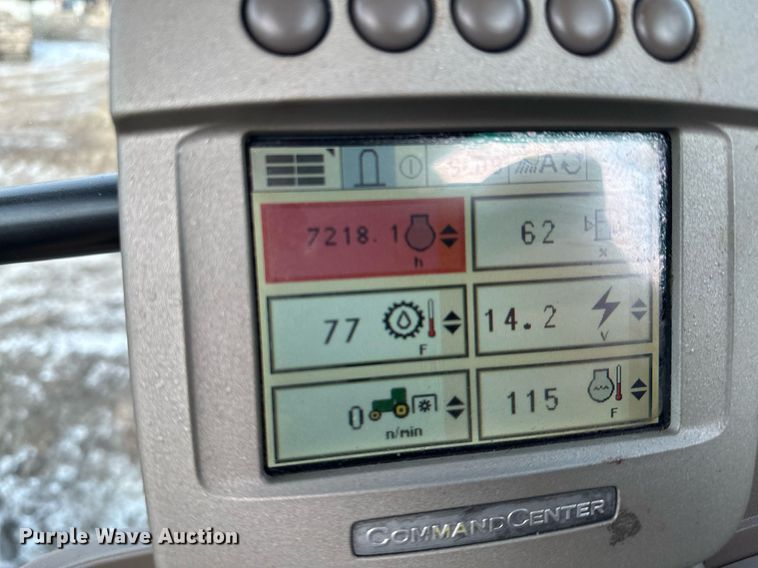 image for item LO9416 2011 John Deere 7330 Premium  MFWD tractor