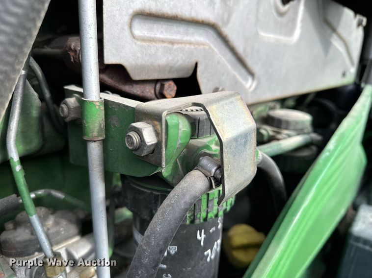 image for item LO9416 2011 John Deere 7330 Premium  MFWD tractor