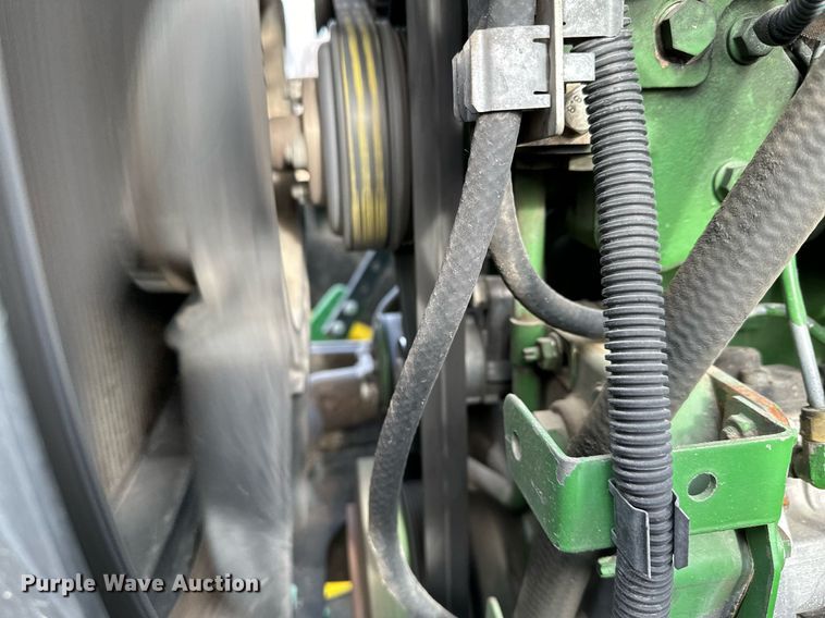 image for item LO9416 2011 John Deere 7330 Premium  MFWD tractor