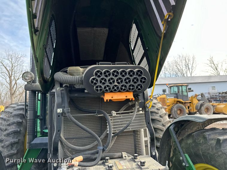 image for item LO9416 2011 John Deere 7330 Premium  MFWD tractor