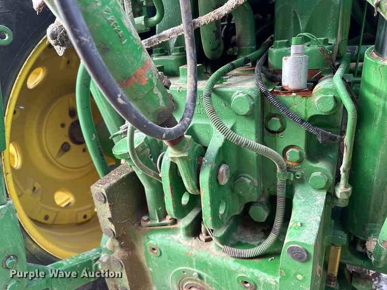 image for item LO9416 2011 John Deere 7330 Premium  MFWD tractor