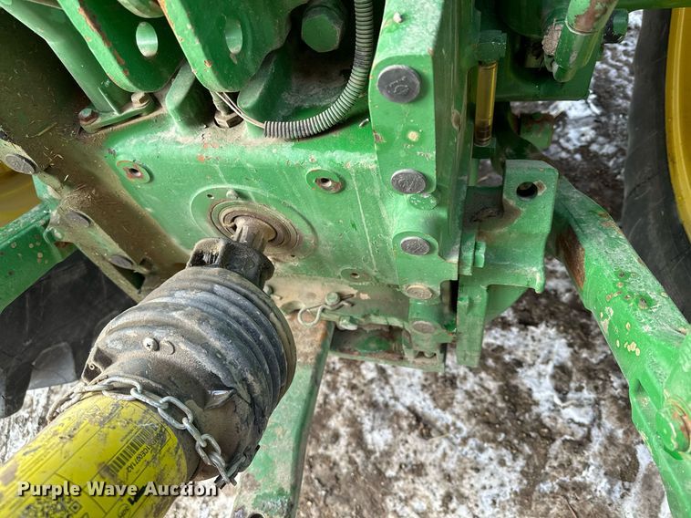 image for item LO9416 2011 John Deere 7330 Premium  MFWD tractor