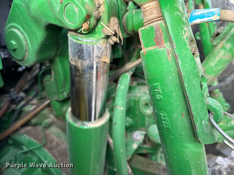 image for item LO9416 2011 John Deere 7330 Premium  MFWD tractor