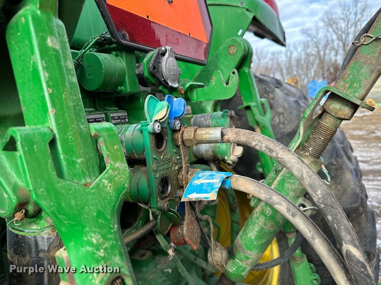 image for item LO9416 2011 John Deere 7330 Premium  MFWD tractor