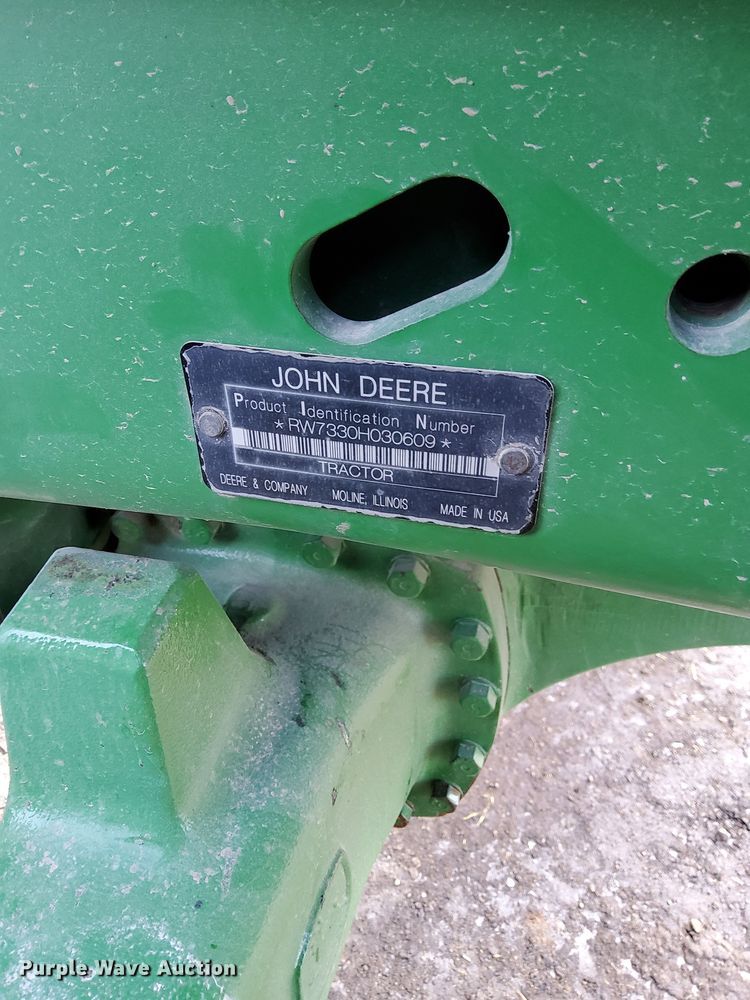 image for item LO9416 2011 John Deere 7330 Premium  MFWD tractor