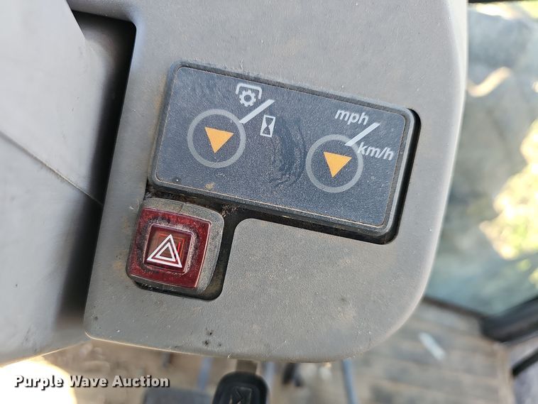 image for item LR9656 Kubota M108S  MFWD tractor